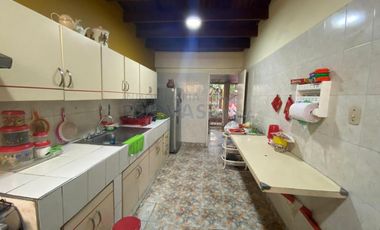 casa en venta en la riviera. Cod V102009