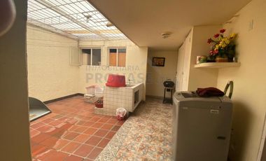 casa en venta en la riviera. Cod V102009
