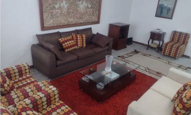 CASA CON UBICACIÓN SUPER ESTRATÉGICA EN EL POLO CLUB BOGOTA