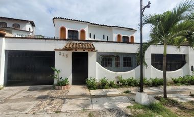 Casa Paris - Casa en venta en Las Gaviotas, Puerto Vallarta