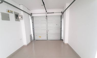 CASA EN VENTA BARRIO LA CASTELLANA |957