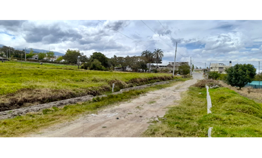 TERRENO EN VENTA  - ASCAZUBI – CAYAMBE (SZ)