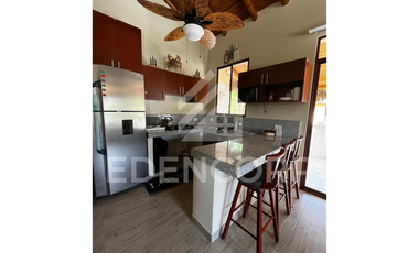 Casa en Valles de Olón