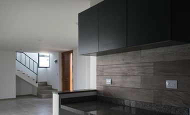 Vendemos hermosos Duplex 2 dor san Ignacio VIllage