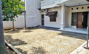 For Rent Town House at Lebak Bulus & Condition Unfurnished HSE-A0311