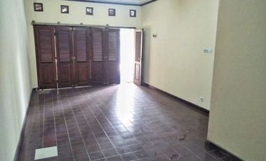 For Rent Town House at Lebak Bulus & Condition Unfurnished HSE-A0311