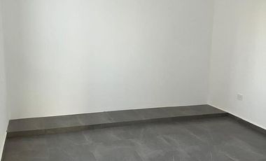 Casa con Paneles Solares y Piscina en Privada Exclusiva – Junto a Colegio Smarti