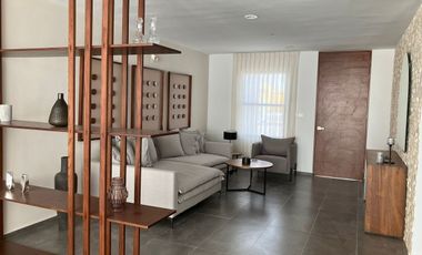 Casa en venta en privada de 48 casas con amenidades