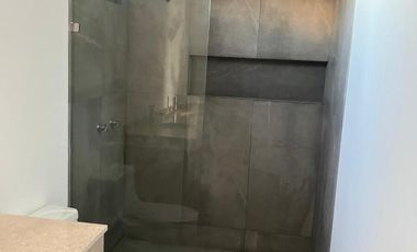 Casa con Paneles Solares y Piscina en Privada Exclusiva – Junto a Colegio Smarti