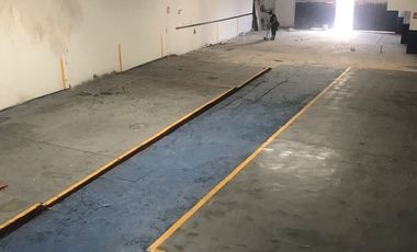 VENTA DE BODEGA EN EL CENTRO DE QUERÉTARO, EXCELENTE UBICACIÓN