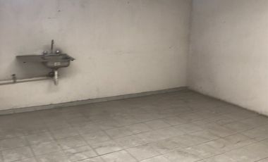 VENTA DE BODEGA EN EL CENTRO DE QUERÉTARO, EXCELENTE UBICACIÓN