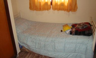 BURZACO: MUY LINDO CHALET, EN 2 PLANTAS, GARAGE , PATIO Y AMPLIA TERRAZA