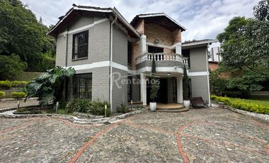 casa en arriendo en alcazarez. Cod A776284