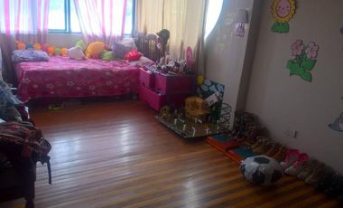 VENTA-Casa en Venta - en Guaranda - Sector Av Guayaquil - con Hermosa Vista a La Ciudad / Urbec 19URB055