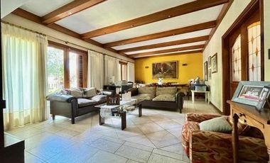 Chalet 5 ambientes en Los Troncos