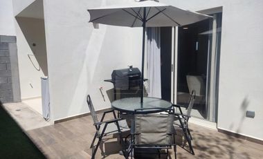 Casa en venta al poniente modelo siva 2
