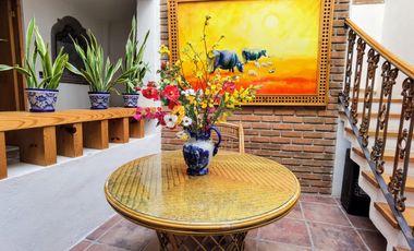 CASA EN VENTA CON EXCELENTE VISTA AL LAGO