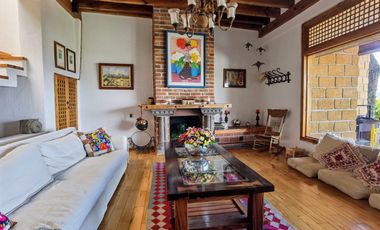 CASA EN VENTA CON EXCELENTE VISTA AL LAGO
