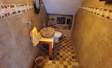 CASA EN VENTA CON EXCELENTE VISTA AL LAGO