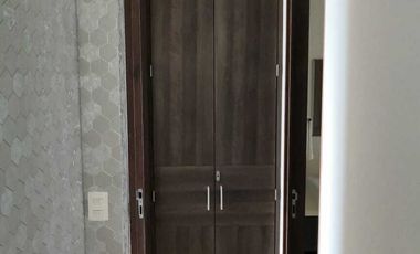 Departamento amueblado en 3er. piso de Torre Levant. Acabados de lujo