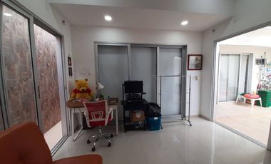 CASA EN VENTA BARRIO LA CASTELLANA | 5158