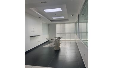 Edificio Comercial en Urdesa Central