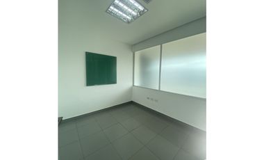Edificio Comercial en Urdesa Central