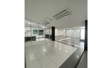 Edificio Comercial en Urdesa Central