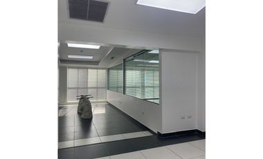 Edificio Comercial en Urdesa Central
