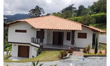 Finca y casa nueva en venta en Barbosa Vereda La Calda