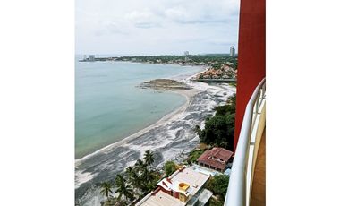 Apartamento con distribución única en Playa Serena Resort