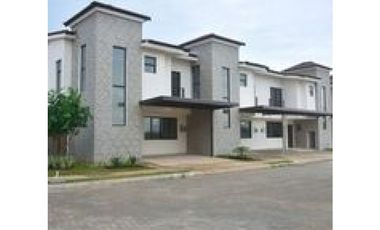 VENTA CASA PRÓXIMA ENTREGA A ESTRENAR EN COSTA LINDA, COSTA SUR
