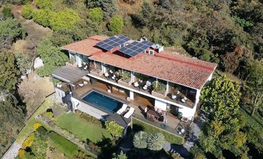 En venta espectacular propiedad en Valle de Bravo.