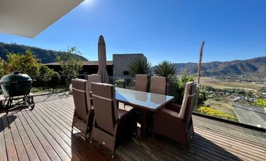 En venta espectacular propiedad en Valle de Bravo.