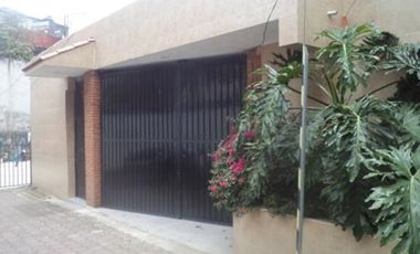 CASA SOLA EN COLONIA MIRADOR DEL VALLE. TLALPAN.