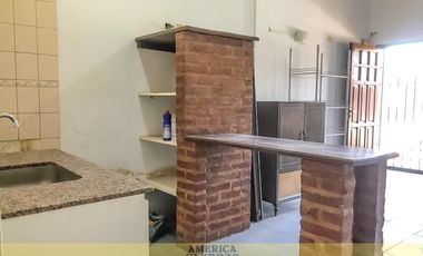 DUPLEX EN PASO DEL REY A 6 CUADRAS DE LAS ESTACION