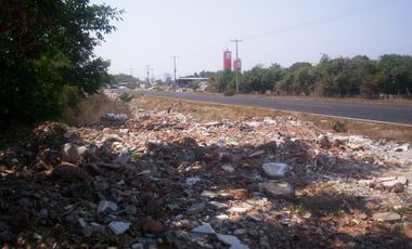 Terreno de 9,000 m² sobre carretera a la altura de tres vidas