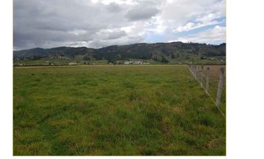 Terreno de venta en Victoria del Portete – código:15437