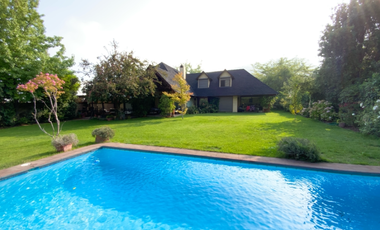 ARRIENDO USO MIXTO CASA EN  LOS TRAPENSES