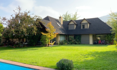 ARRIENDO USO MIXTO CASA EN  LOS TRAPENSES