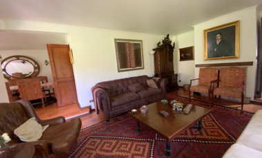 ARRIENDO USO MIXTO CASA EN  LOS TRAPENSES