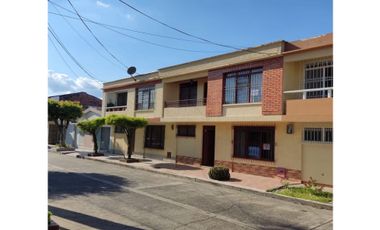 Arriendo casa en el Barrio El Prado Cartago Valle