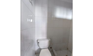 SE VENDE APARTAMENTO EN LA CASTELLANA DE MONTERA