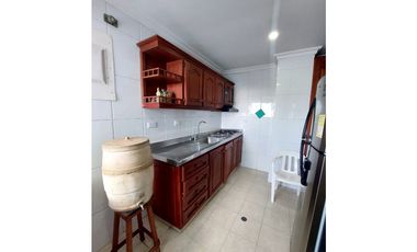 SE VENDE APARTAMENTO EN LA CASTELLANA DE MONTERA