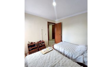 SE VENDE APARTAMENTO EN LA CASTELLANA DE MONTERA