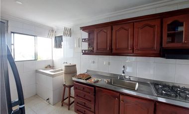 SE VENDE APARTAMENTO EN LA CASTELLANA DE MONTERA