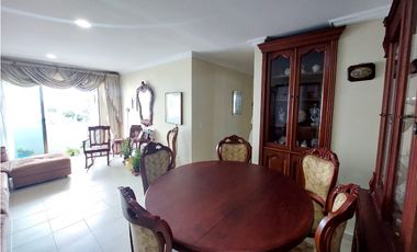 SE VENDE APARTAMENTO EN LA CASTELLANA DE MONTERA