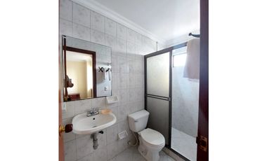 SE VENDE APARTAMENTO EN LA CASTELLANA DE MONTERA