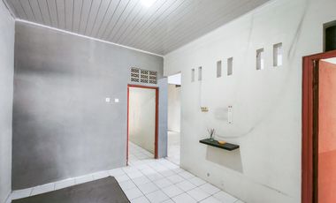 Rumah Strategis 13 Menit ke Gerbang Tol Bogor 2 Hadap Utara J-36217