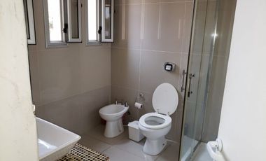 Casa minimalista con pileta
